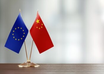 ЄС та Китай обговорили співпрацю на тлі мит США