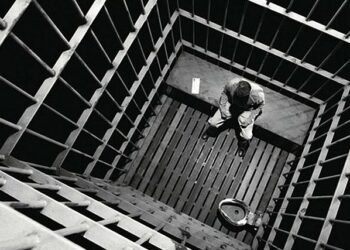 До довічного позбавлення волі засуджено чоловіка на Сумщині, який вбив двох людей та намагався приховати злочин