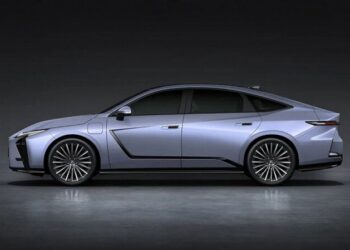 Lexus суттєво переробив свій популярний седан ES (ФОТО)