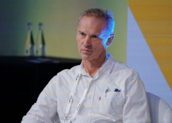 Легенда НХЛ Домінік Гашек проти війни в Україні і пропонує допомогу спорту