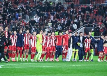 Олімпіакос без Яремчука програв АЕКу у матчі-відповіді, але вийшов у фінал Кубка Греції