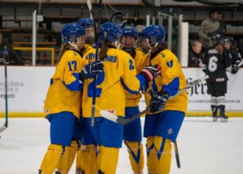 Жіноча збірна України з хокею розгромила Туреччину на ЧС-2025 у дивізіоні IIB