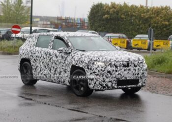 Новий Jeep Compass засвітився на тестах (ФОТО)