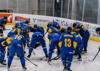 Збірна України з хокею поступилася у серії булітів Великій Британії у стартовому матчі ЧС-2025 у дивізіоні 1А