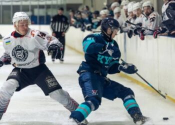 Кременчук – Київ Кепіталз: онлайн-трансляція чемпіонату України з хокею