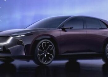 Ще один кросовер Mazda розміром із CX-5 показали на фото