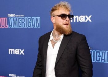 Ексцентричний блогер домовився про бій із непереможеним Джервонтою