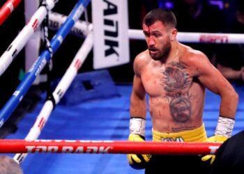 Промоутер Ломаченка розповів, чи може той повернутися в ринг