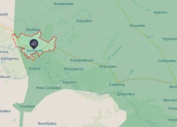 Харківщина: вантажівка біля лісу підірвалась на вибухівці