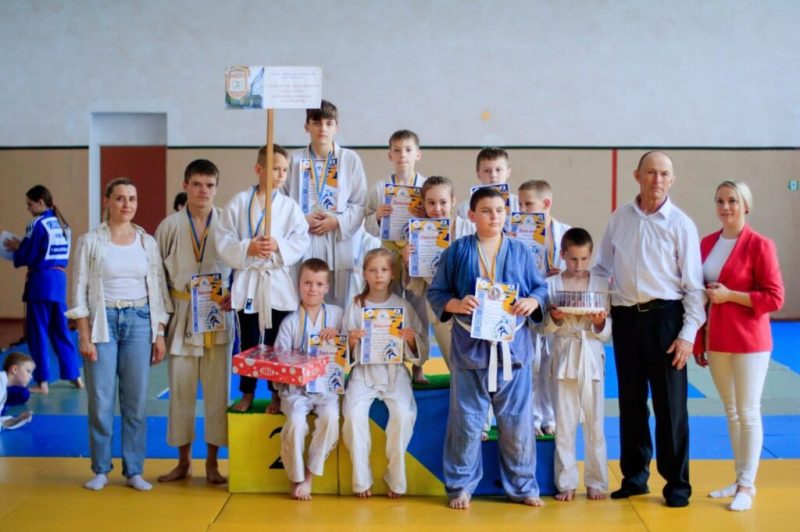 Яскравим підсумковим турніром завершили тренувальний рік вихованці Шосткинської федерації дзюдо (+фото)