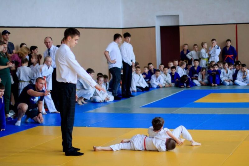 Яскравим підсумковим турніром завершили тренувальний рік вихованці Шосткинської федерації дзюдо (+фото)