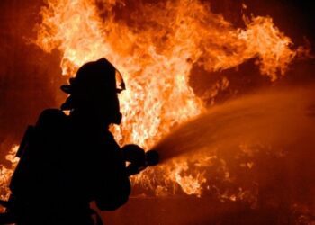Конотопські вогнеборці ліквідовували загоряння житлового будинку