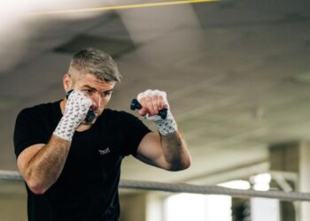 Ліам Сміт про бій із Маккенною: “Спаринги це одне, а бій у маленьких рукавичках – інше”