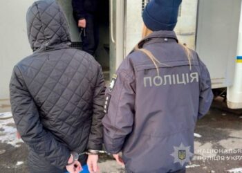 На Конотопщині завершене слідство стосовно жінки, яка ошукала родини військових на понад 3 млн гривень