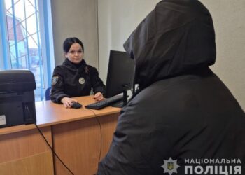 На Роменщині поліцейські затримали чоловіка з чималим “запасом” наркотиків 
