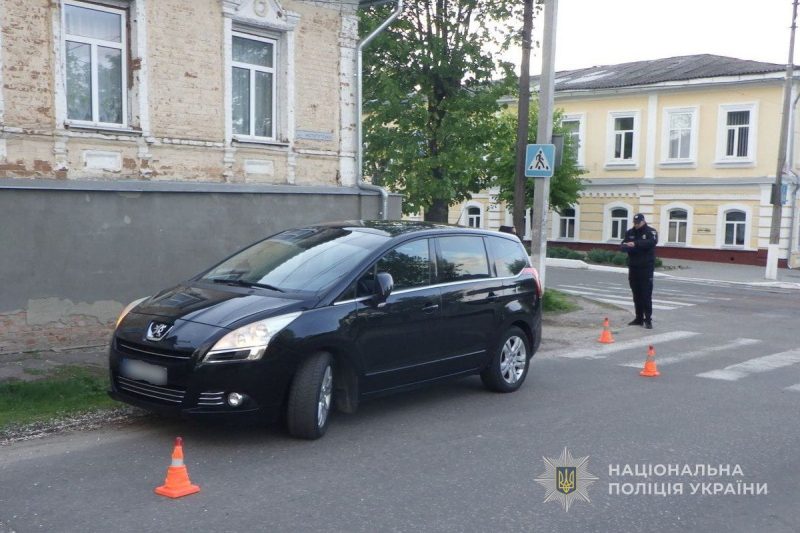На Шосткинщині розслідують ДТП із постраждалою велосипедисткою