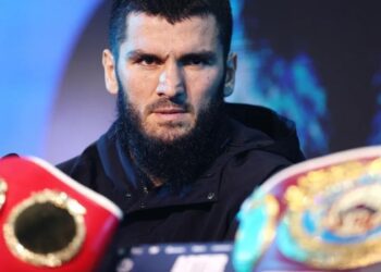 Олександр Гвоздик оцінив подальші перспективи Бетербієва: “Він уже старий”