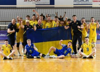 Суха перемога. Україна розгромила Словаччину, і заробила вихід на Євроволей