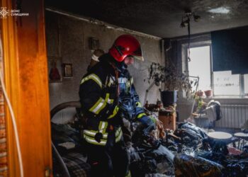 У Сумах під час пожежі у квартирі постраждав чоловік