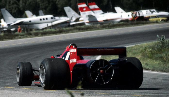 ВІДЕО. Болід Формули-1 програв електромобілю. Знищено 20-річний рекорд
