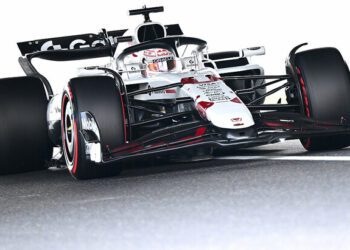 ВІДЕО. Ферстаппен здобуває поул у Сузуці та оновлює рекорд траси