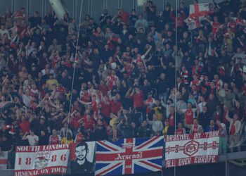 ВІДЕО. Співали до ночі. Як фанати Арсенала на Бернабеу святкували