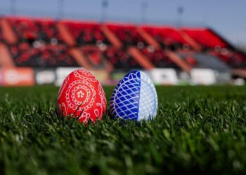 ВІДЕО. Верес та Чорноморець оригінально розіграли м’яч та сторони