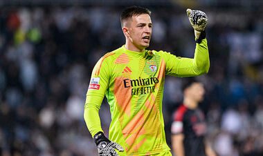 ВІДЕО. Занадто крутий. Трубін здійснив два шалених сейви в матчі за Бенфіку