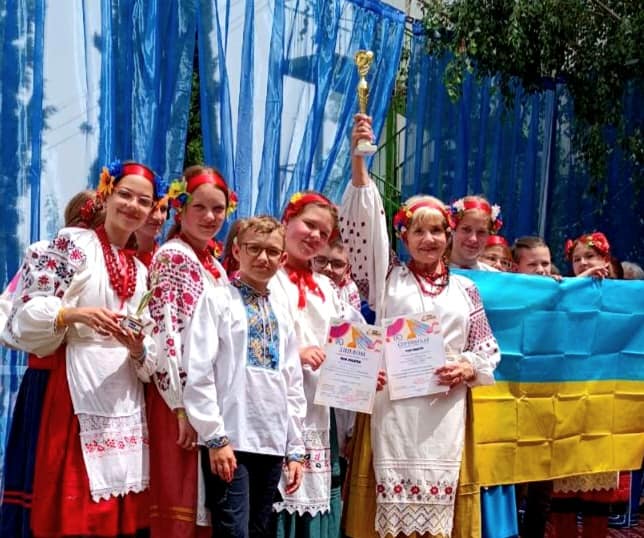 Вихованці Шосткинського ансамблю &ldquo;Любисток&rdquo; отримали Гран-прі на Міжнародному фестивалі у Болгарії та завоювали серця всіх учасників конкурсу (+відео)