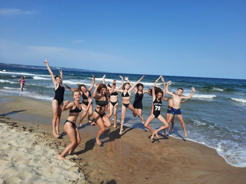 Вихованці Шосткинського ансамблю &ldquo;Любисток&rdquo; отримали Гран-прі на Міжнародному фестивалі у Болгарії та завоювали серця всіх учасників конкурсу (+відео)