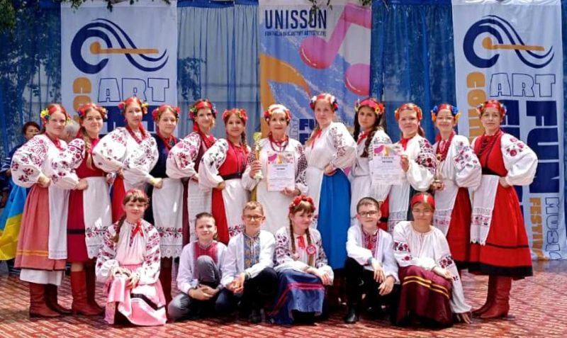 Вихованці Шосткинського ансамблю &ldquo;Любисток&rdquo; отримали Гран-прі на Міжнародному фестивалі у Болгарії та завоювали серця всіх учасників конкурсу (+відео)