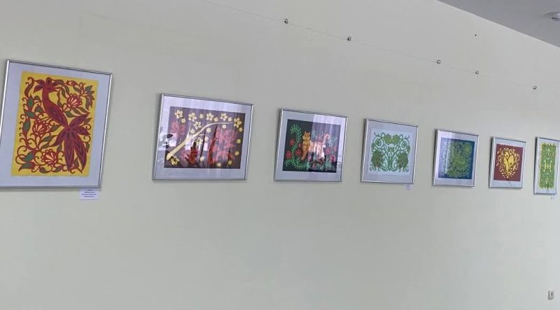 Вихованці шосткинського “Орлятка” презентували виставку творчих робіт