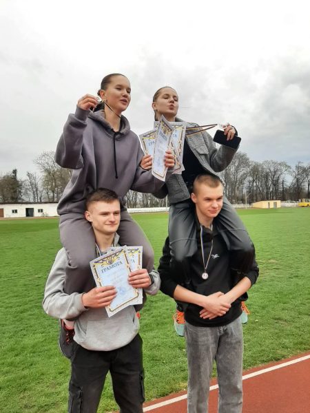Вихованці шосткинської “Барси” – переможці та призери міжобласних змагань з легкоатлетичного триборства