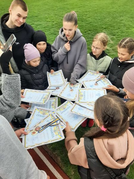 Вихованці шосткинської “Барси” – переможці та призери міжобласних змагань з легкоатлетичного триборства