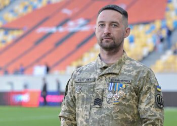 Він послав руський корабль. Захисник Зміїного зробив перший удар у Класіко