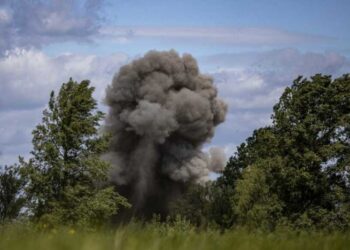 Ворог продовжує обстрілювати Сумщину,вночі пролунало 37 вибухів