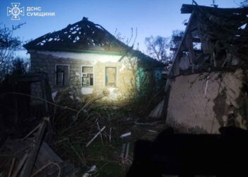За ніч і ранок на Сумщині зафіксовано 114 вибухів: пошкоджено житлові будинки