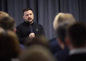 Зеленський: ”Червона лінія” – жодних зменшень в рази нашої армії