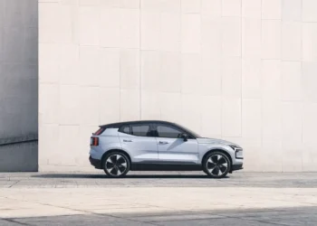 Volvo EX30 2025