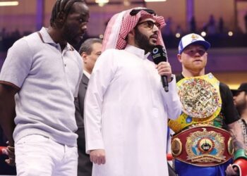 Де Ла Хойя сумнівається у значущості поєдинку Альварес – Кроуфорд