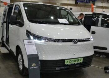 В Україні представили новий бюджетний комерційний електромобіль (ФОТО)