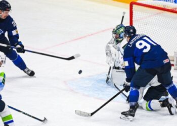 ЧС-2025 з хокею. Фінляндія закинула дев’ять шайб Словенії, перемоги Швейцарії, Канади та Чехії