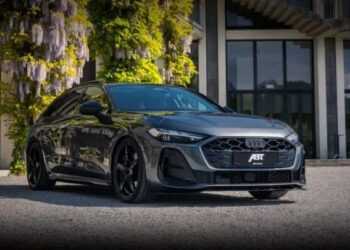 Елегантний дизайн і 440 сил: дебютував стильний спортивний Audi для сім’ї (ФОТО)