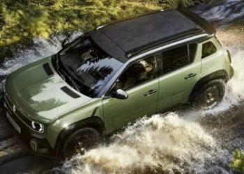 Бюджетний кросовер Renault отримав повний привод і новий дизайн (ФОТО)