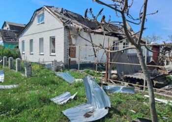 Десятки будинків пошкоджені внаслідок потужного авіаудару по Білопіллю 15 травня