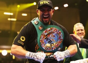 Тимчасовий чемпіон пояснив, чому відмовився від бою з Володимиром Кличком