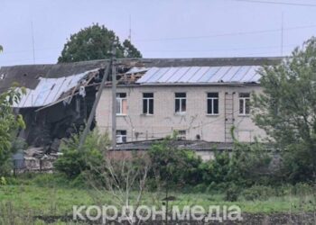 Росіяни на вихідних кілька разів атакували Велику Писарівку: є пошкодження