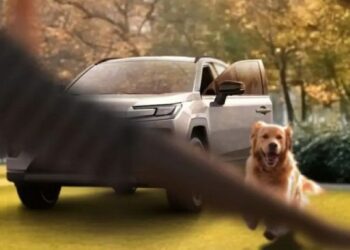 Новий кросовер Toyota RAV4 2026 розсекречено до прем’єри (ФОТО)