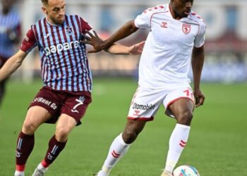 Трабзонспор із Зубковим та Сіканом зіграв унічию із Самсунспором в останньому домашньому матчі сезону