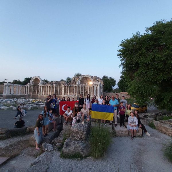 Діти загиблих і зниклих захисників із Сумщини повернулися з безкоштовного відпочинку в Туреччині